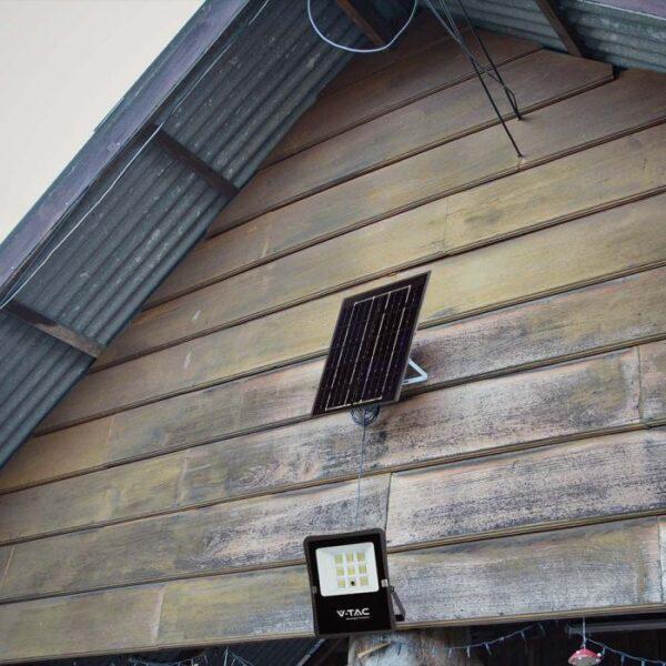 Outdoor LED Solar Floodlight